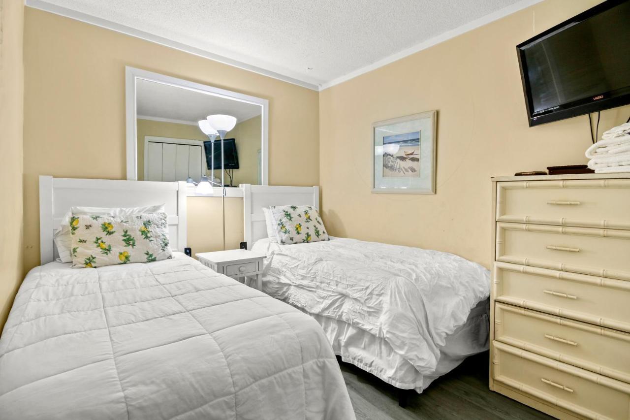 On The Beach 2 Bed 2 Bath 3Rd Floor Condo Myrtle Beach Buitenkant foto